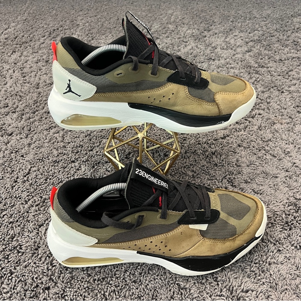 Jordan Air 200E Shoes Medium Olive White Kelp Red Men’s Size 12 DC9836-261